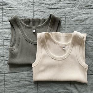 Uniqlo ribbed top, size XS